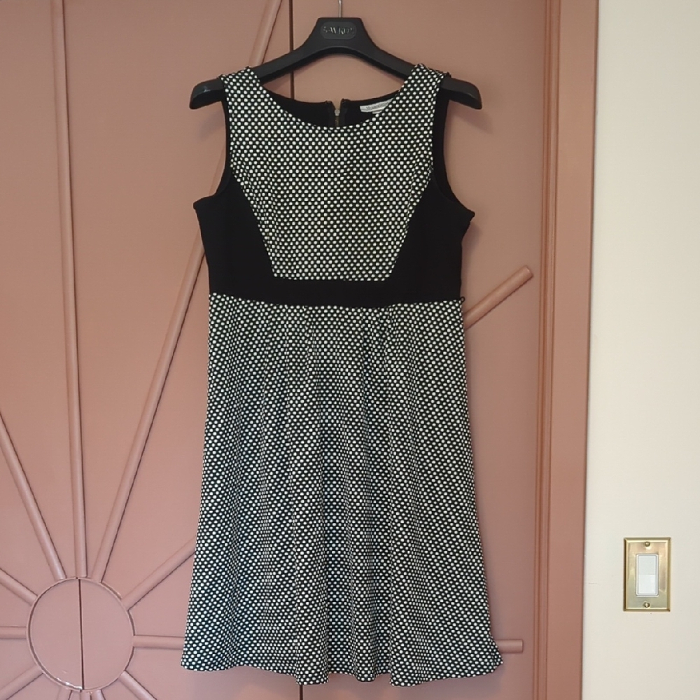 3/$20 - Motherhood Maternity - M- Polka Dot - Empire Waist Dress